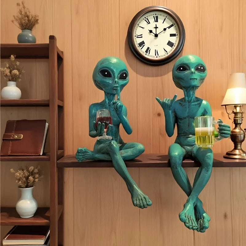 Estátua decorativa alien tema ficção científica para estante adega