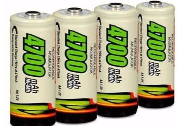 Kit com quatro pilhas AA recarregáveis de 4700mAh para equipamentos eletrônicos compatíveis