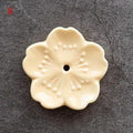 Incensário Flor de Cerejeira em Cerâmica – Porta Incenso Decorativo para Aromaterapia e Meditação